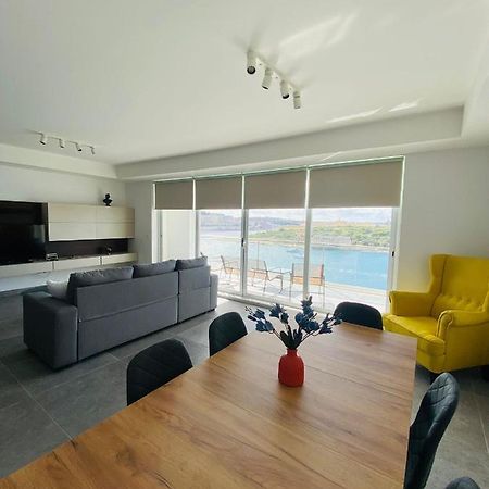 Sliema Seaview Apartment- Valletta Views - Apt 8, 49 Tigne Point Mansions Esterno foto